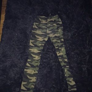 Camo pants